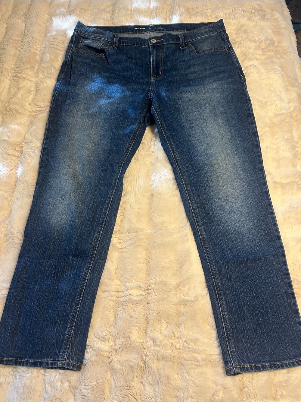 Old Navy Wow Boyfriend Dark Wash Straight Leg Jeans